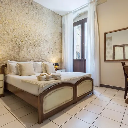Arcobaleno Otel *