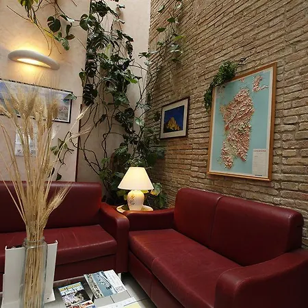 Arcobaleno Otel *